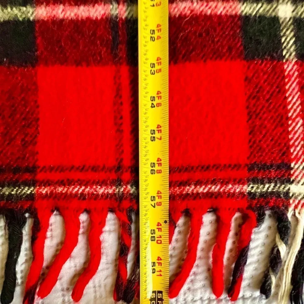 VTG Faribo Faribault Blanket Woolen Mills Co Red Plaid Fringed Acrylic Throw